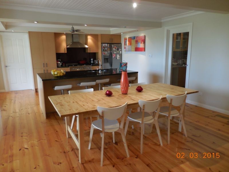 7 St Barberie Drive, Crafers SA 5152