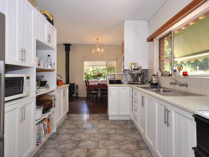 10 Gould Road, Stirling SA 5152