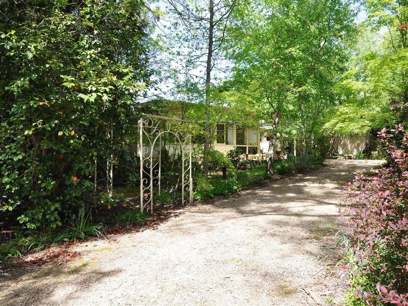17 Princes Avenue, Crafers West SA 5152