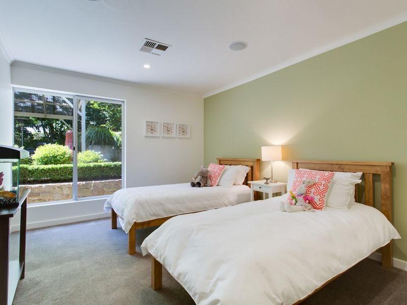 4 Old Carey Gully Road, Stirling SA 5152