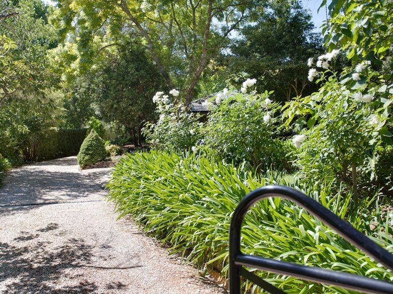 4 Old Carey Gully Road, Stirling SA 5152