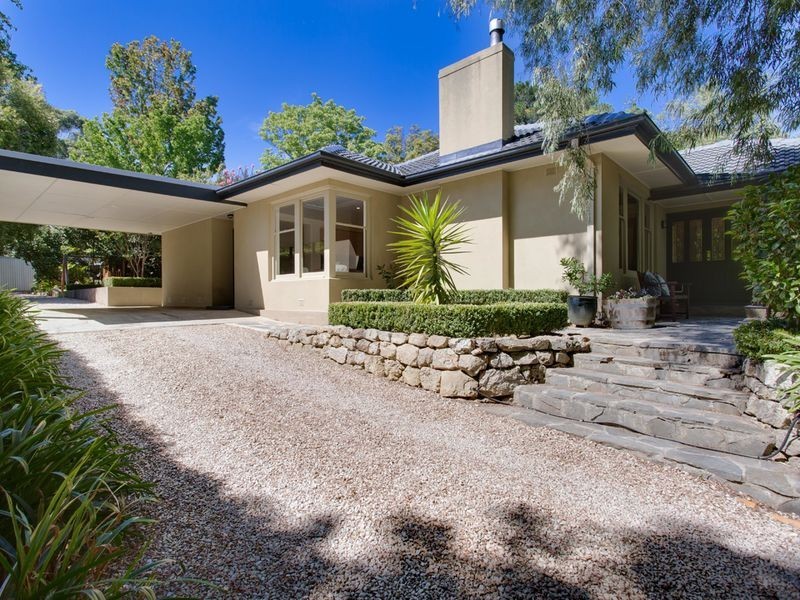 4 Old Carey Gully Road, Stirling SA 5152