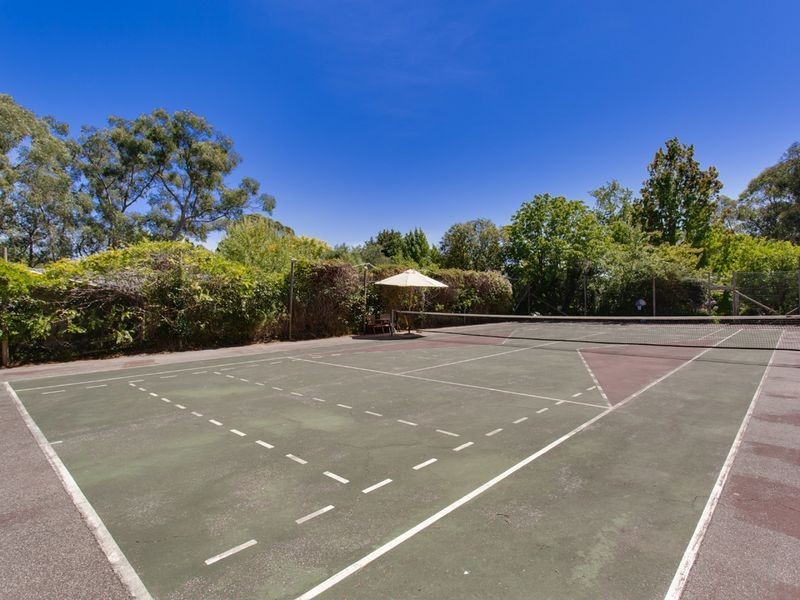 4 Old Carey Gully Road, Stirling SA 5152