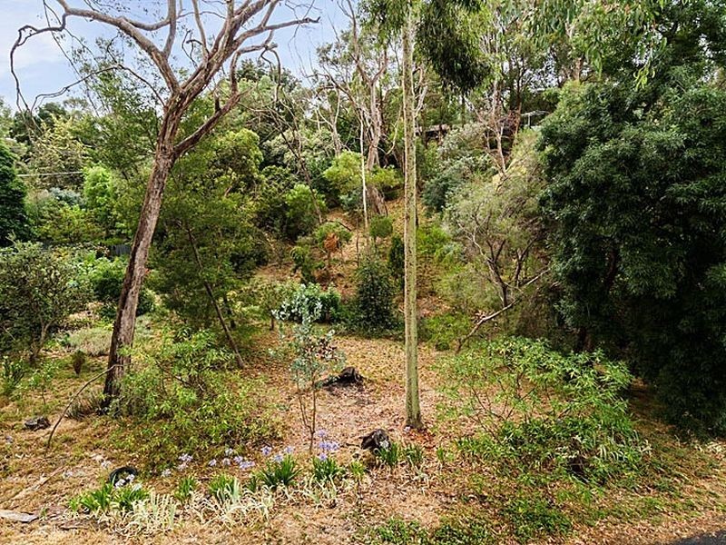 15 Fern Hill Road, Bridgewater SA 5155