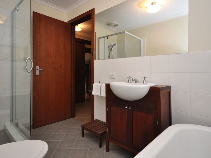 13 Heather Road, Aldgate SA 5154