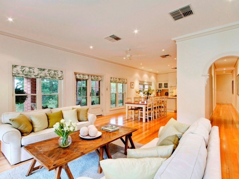 8 Suffolk Road, Aldgate SA 5154