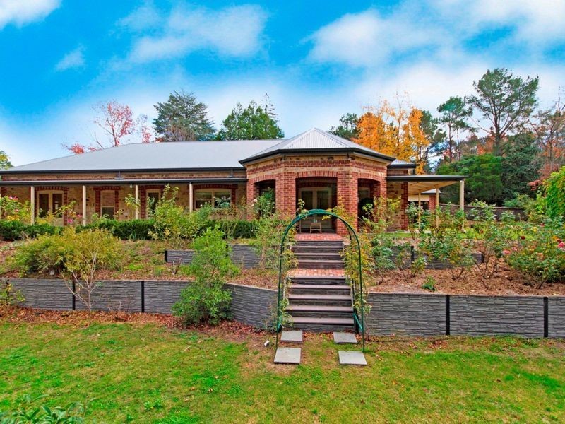 8 Suffolk Road, Aldgate SA 5154