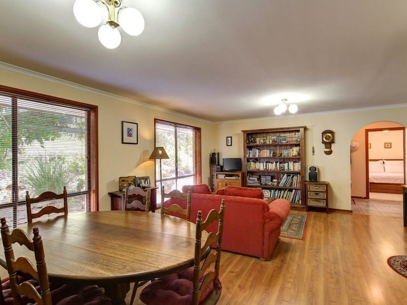 8 Ising Road, Crafers West SA 5152