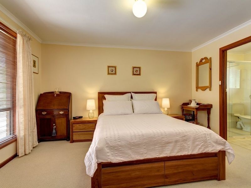 8 Ising Road, Crafers West SA 5152