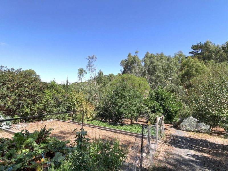 8 Ising Road, Crafers West SA 5152