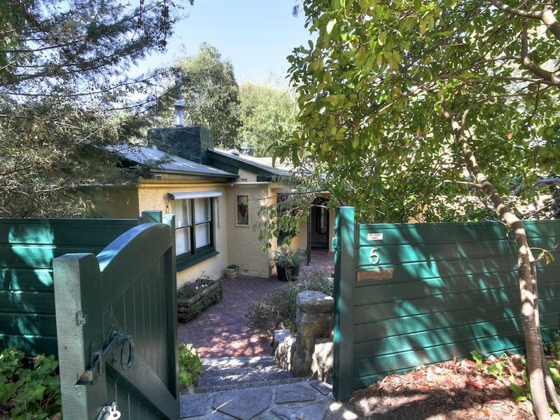 5 Exeter Road, Aldgate SA 5154