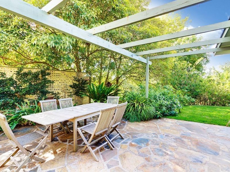 11 Oliver Street, Crafers SA 5152