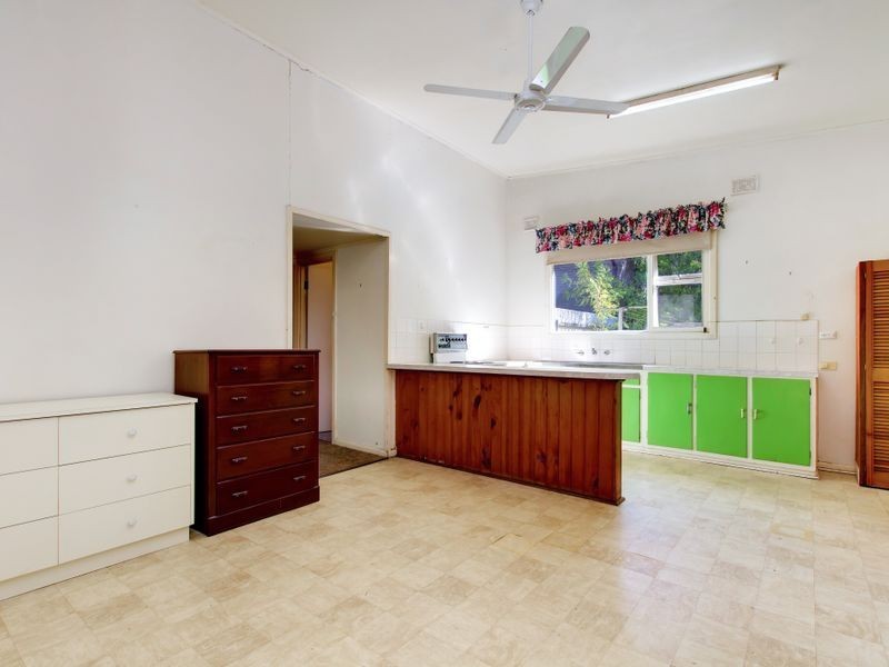 10 Glengarry Avenue, Glenalta SA 5052