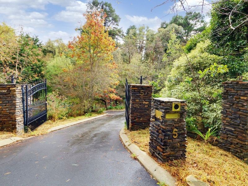 5 Somerset Road, Aldgate SA 5154