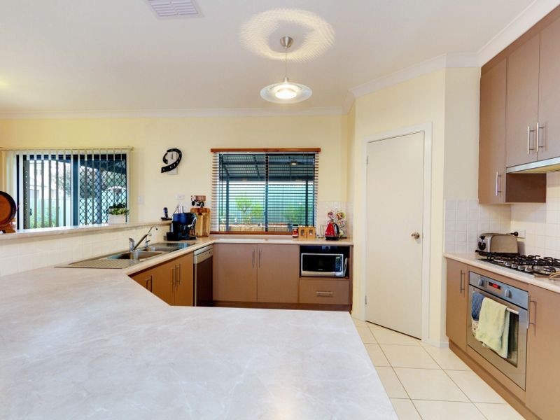 4 Davenport Terrace, Mount Barker SA 5251