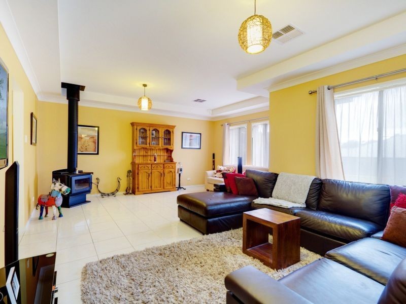 4 Davenport Terrace, Mount Barker SA 5251