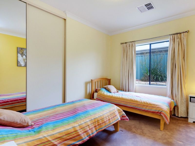 4 Davenport Terrace, Mount Barker SA 5251