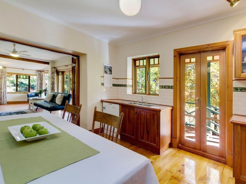 5 Hill Street, Crafers West SA 5152