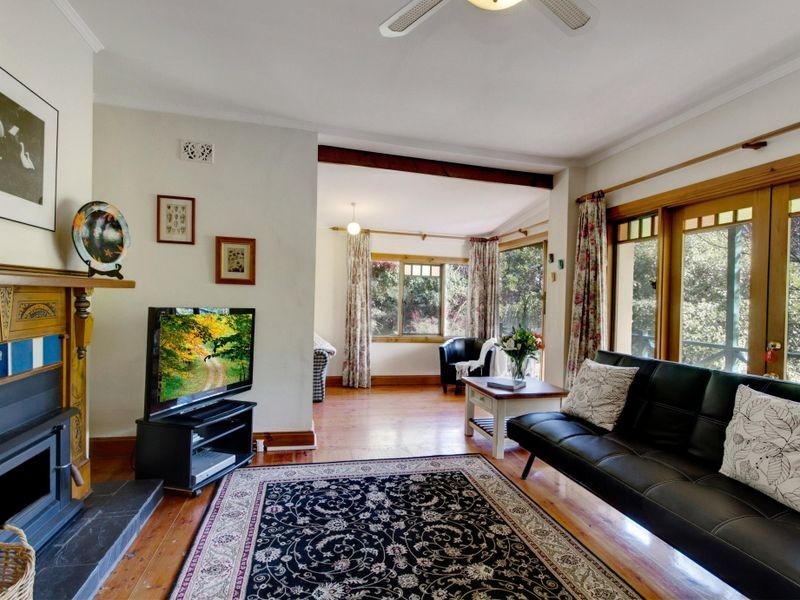 5 Hill Street, Crafers West SA 5152
