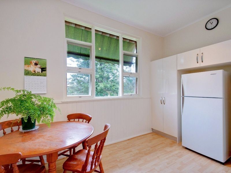 23 Mountain Road, Eden Hills SA 5050