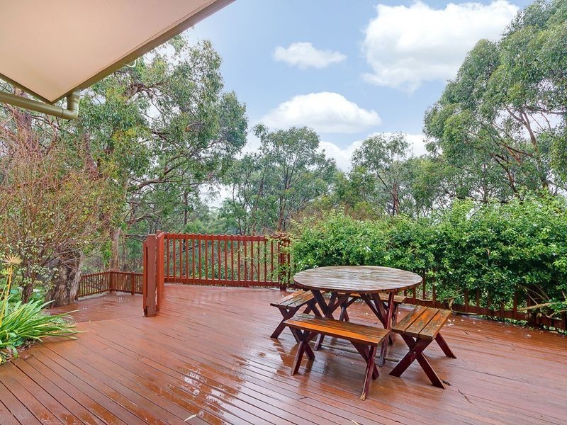 37 Sheoak Road, Crafers West SA 5152