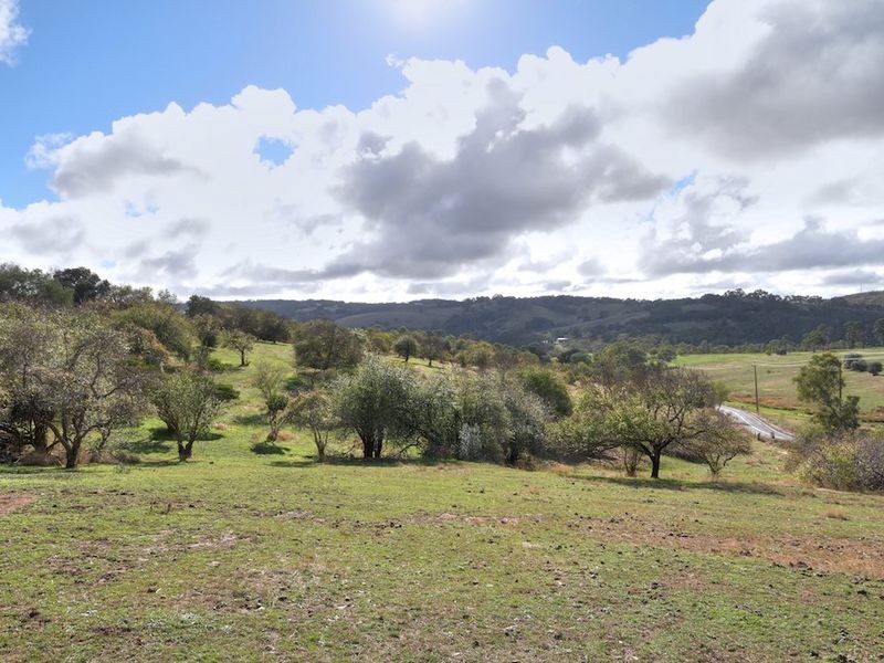 1652 Kangarilla Road, Clarendon SA 5157