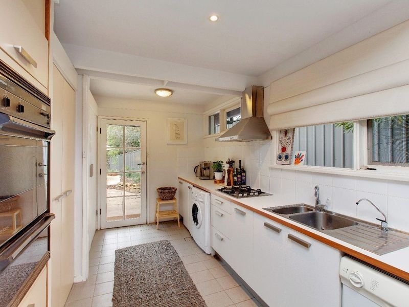 14 Kingsland Road, Aldgate SA 5154