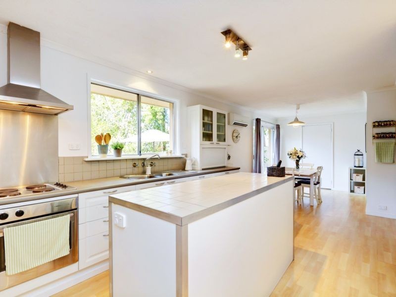 13 Rosewarne Crescent, Bridgewater SA 5155