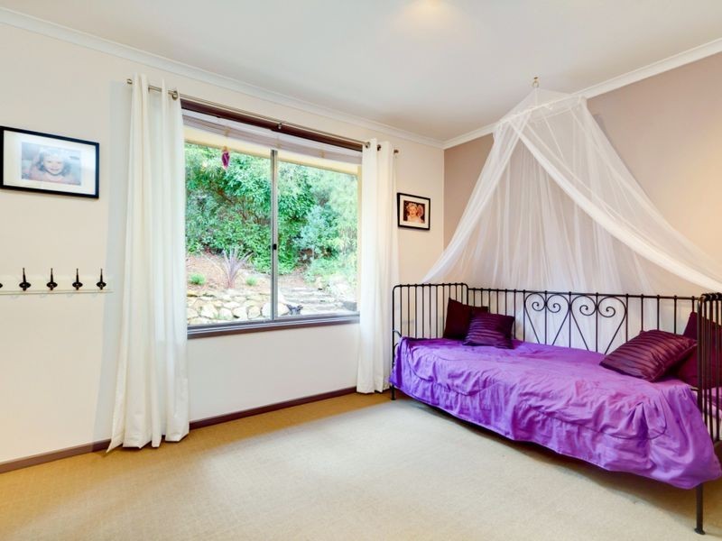 13 Rosewarne Crescent, Bridgewater SA 5155