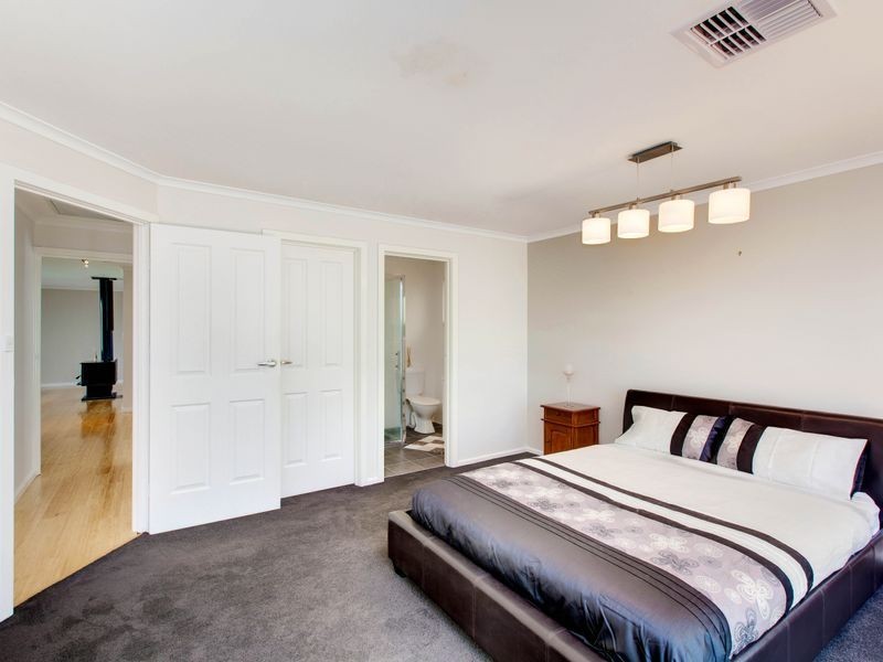 12 Elmstead Drive, Upper Sturt SA 5156