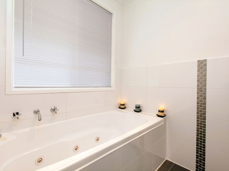 12 Elmstead Drive, Upper Sturt SA 5156