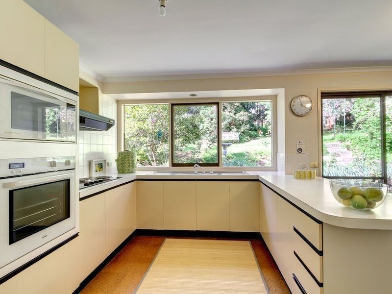 93 Sheoak Road, Crafers West SA 5152