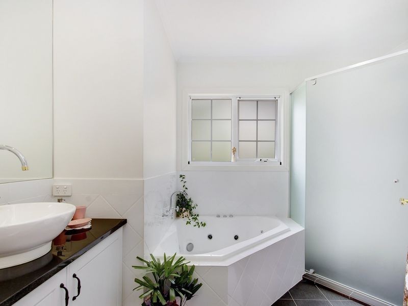 35B Lewis Avenue, Aldgate SA 5154