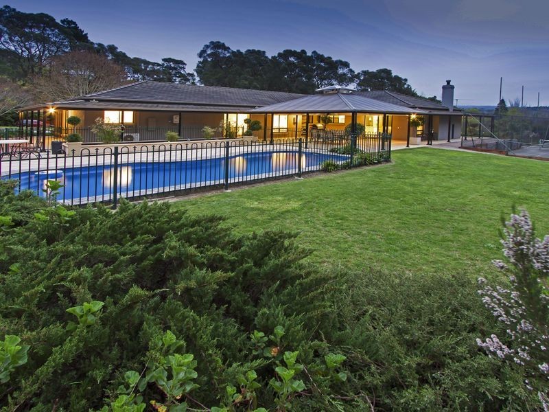 155 Longwood Rd, Heathfield SA 5153