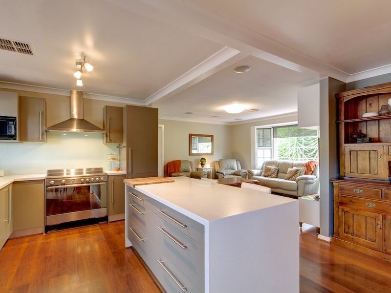 11 Oakdene Crescent, Coromandel Valley SA 5051