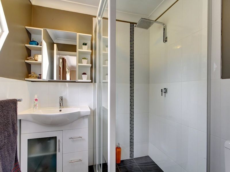 11 Oakdene Crescent, Coromandel Valley SA 5051