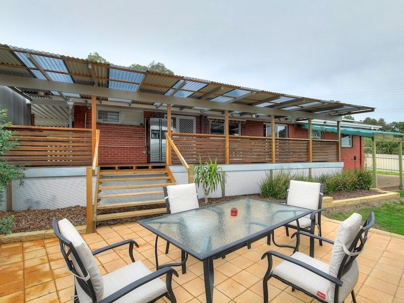 11 Oakdene Crescent, Coromandel Valley SA 5051