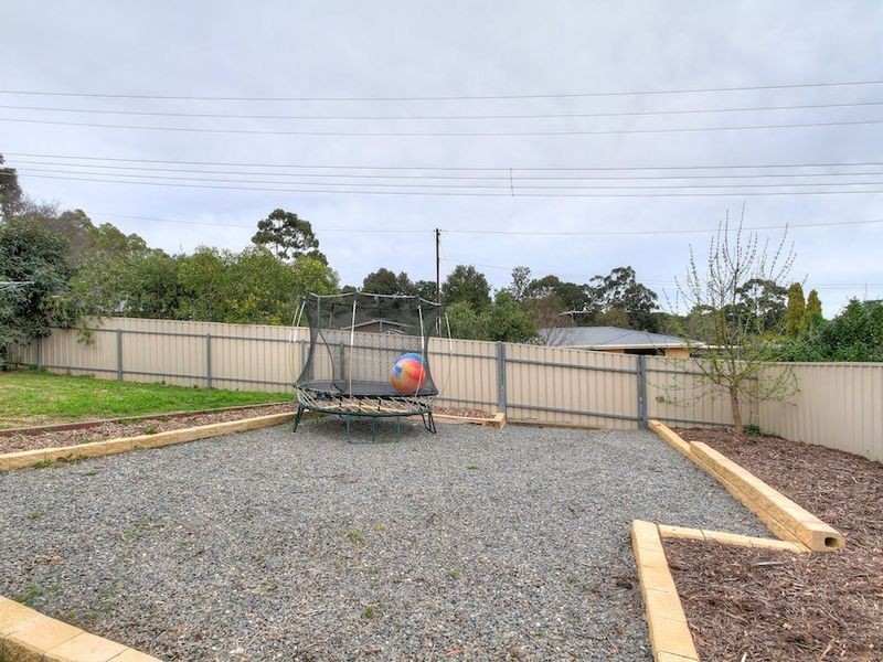 11 Oakdene Crescent, Coromandel Valley SA 5051