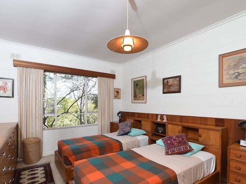 16 Paratoo Road, Aldgate SA 5154