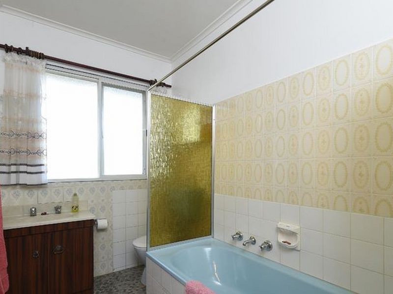 16 Paratoo Road, Aldgate SA 5154