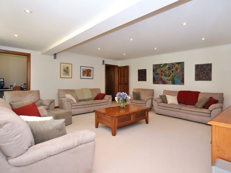 16 Linwood Avenue, Aldgate SA 5154