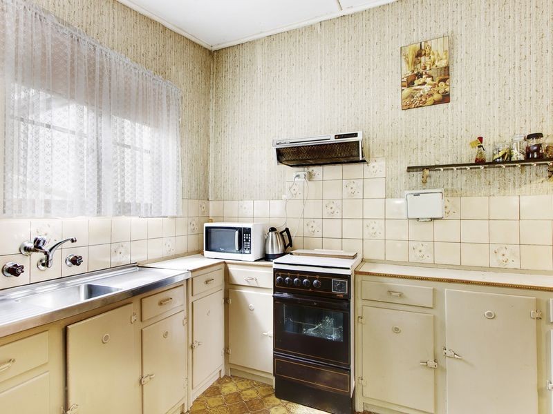 18 Honeysuckle Grove, Bridgewater SA 5155