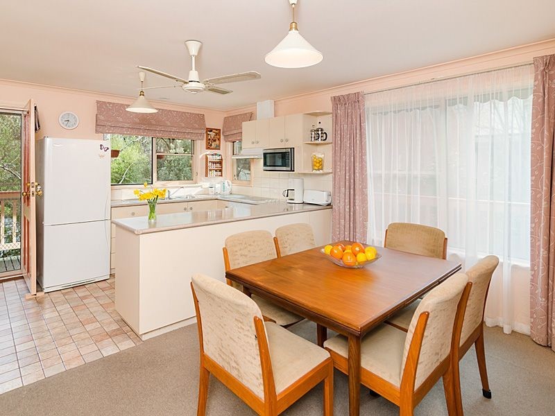 11 Second Avenue, Bridgewater SA 5155