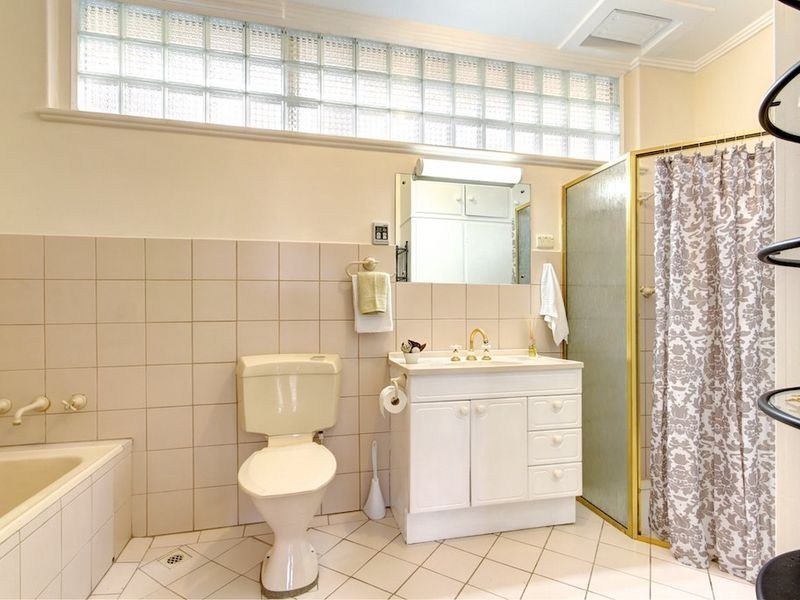 160 Shepherds Hill Road, Bellevue Heights SA 5050