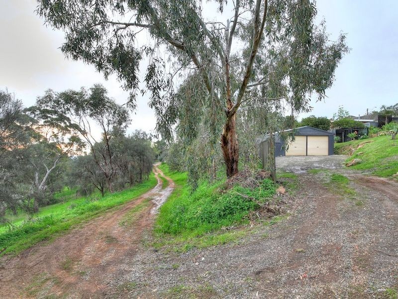 160 Shepherds Hill Road, Bellevue Heights SA 5050