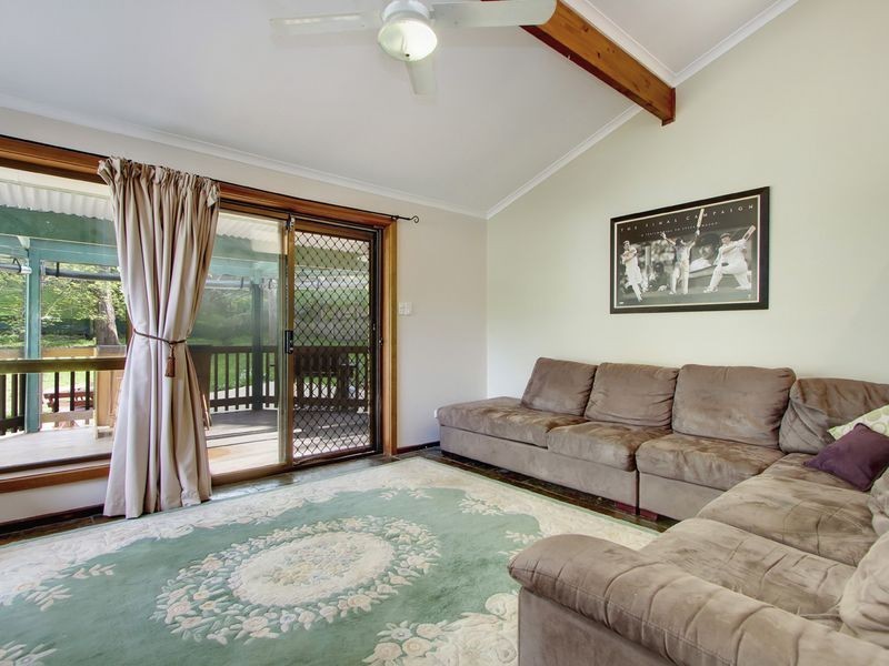 27 Hill View Road, Bridgewater SA 5155