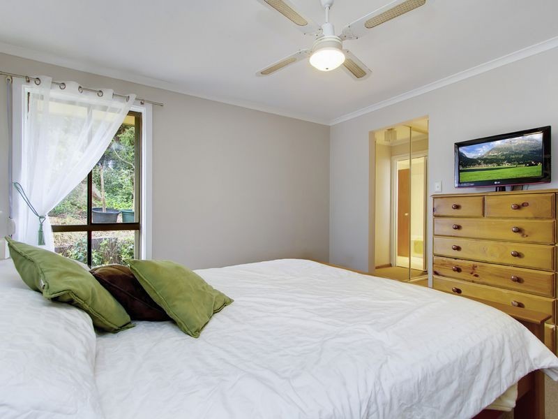 27 Hill View Road, Bridgewater SA 5155