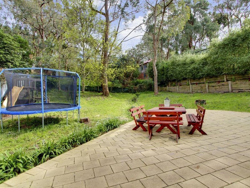 27 Hill View Road, Bridgewater SA 5155