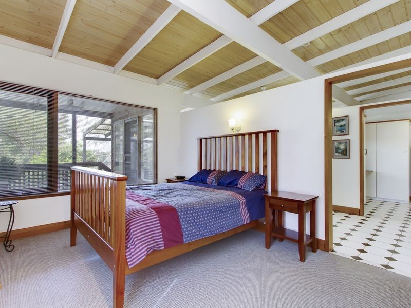 17 Oliver Street, Crafers SA 5152