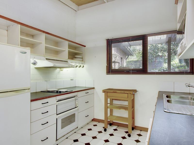 17 Oliver Street, Crafers SA 5152